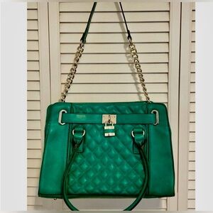 Charming Charlie Emerald Quilted Shoulder/Hand Bag Lock Detail Removable Strap